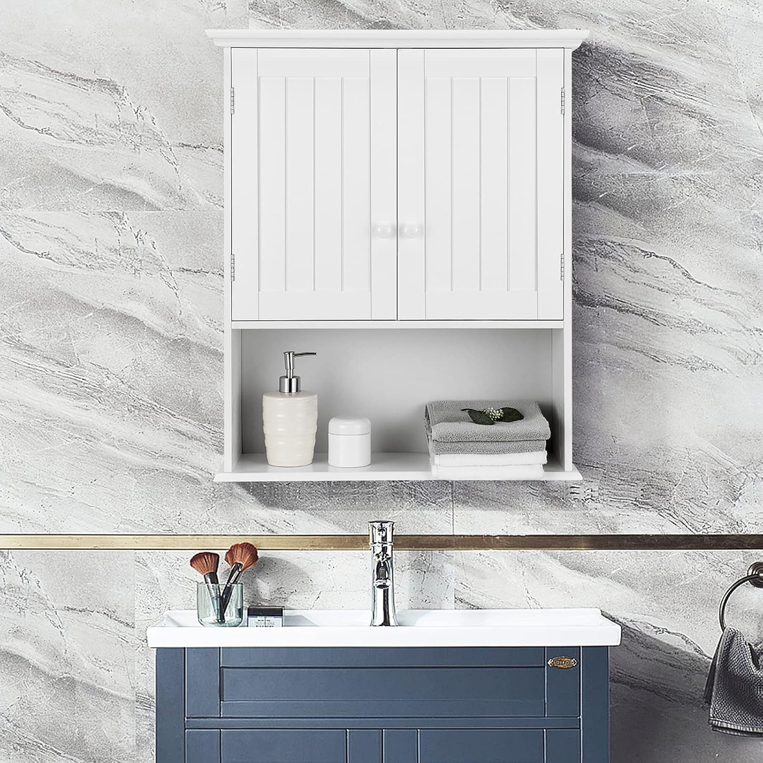 Wall-Mounted Storage Cabinet – Space-Saving, Adjustable & Stylish